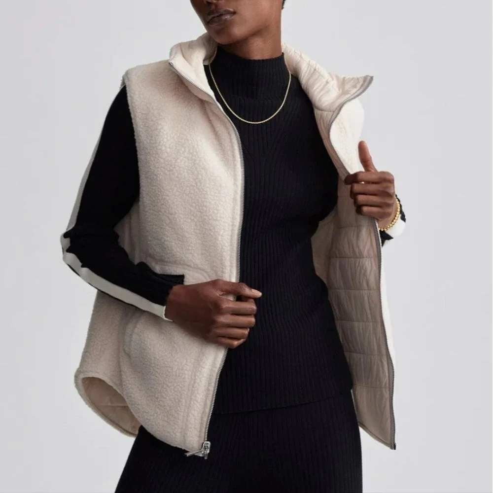Varley Ellis Gilet Sherpa Reversible Quilted Puffer Vest Medium Beige VAR00942
